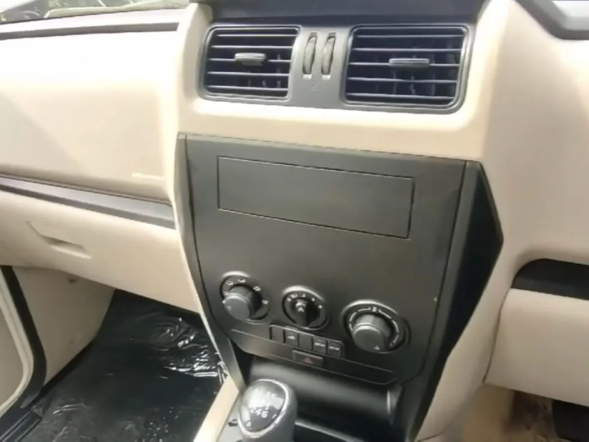 Mahindra Scorpio S 9Str